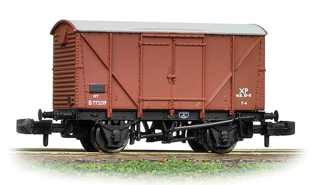 12 Ton Ventilated Van Plywood Sides BR Bauxite (Early