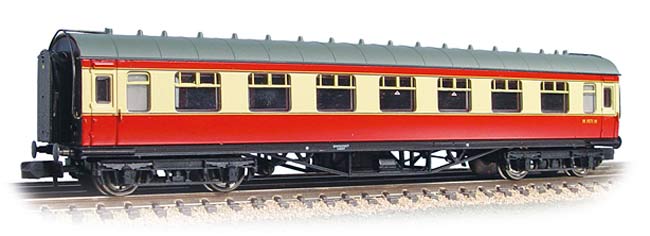 Stanier Second Corridor BR Crimson & Cream