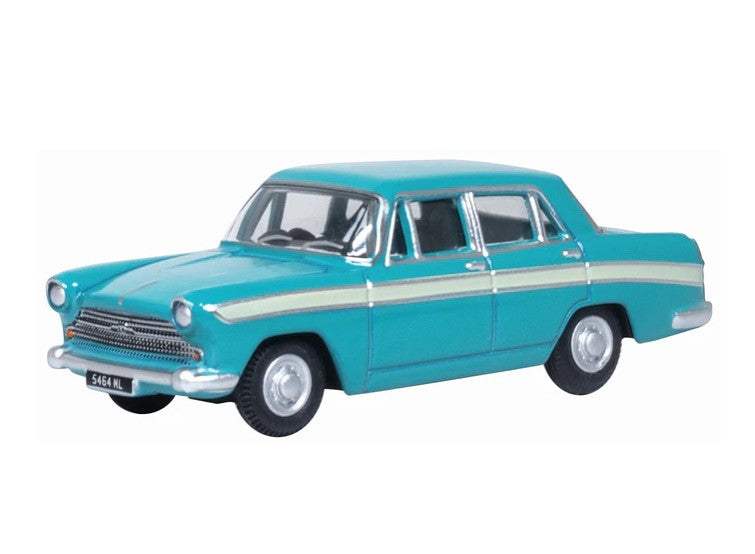 76ACF006 - Austin Cambridge Fern Green/Snowberry White