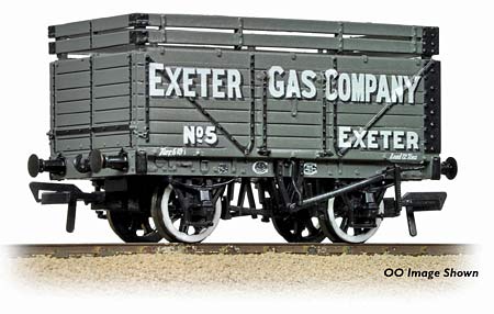 7 Plank Wagon With Coke Rail 'Exeter Gas Company'