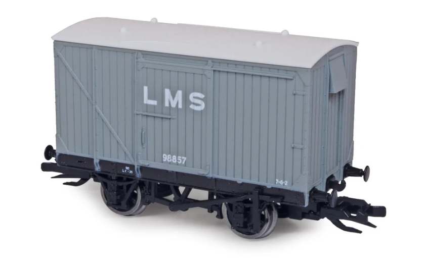 TTR-1301M - LMS/BR 9ft WB Van LMS 98857
