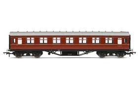 BR (Ex LMS) Stanier Corridor 3rd M1741