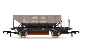 LNER, NE Scottish Area Hopper, 773103 - Era 3