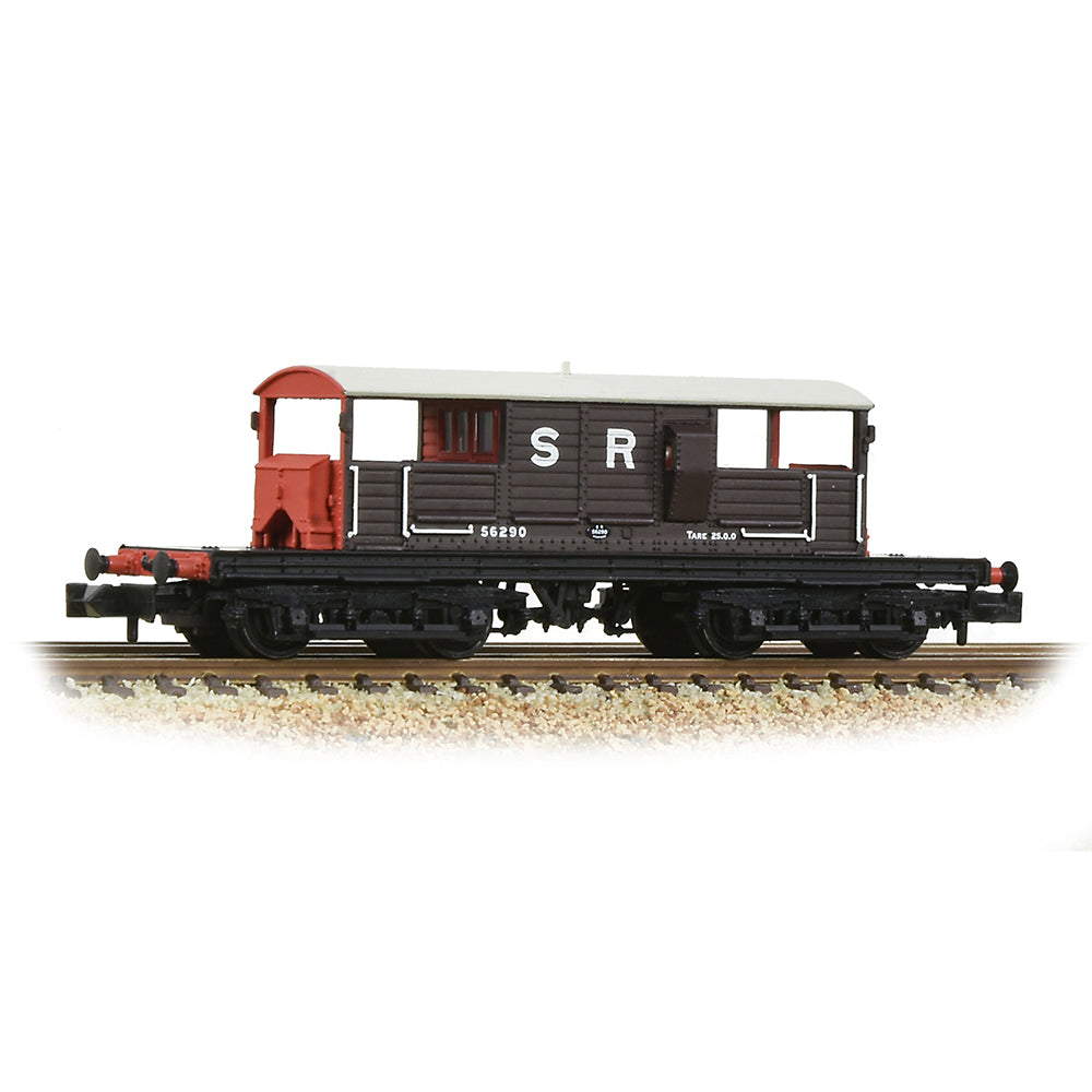 SR 25T 'Queen Mary' Brake Van SR Brown