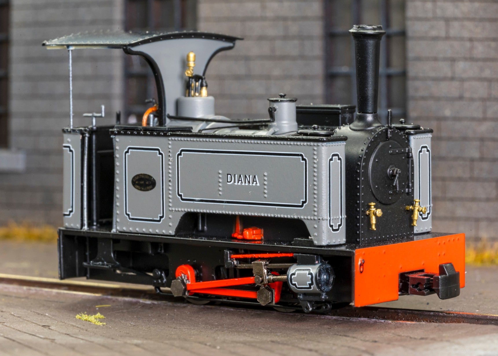 986001 - Kerr Stuart Sirdar 'Diana' - Lined Grey