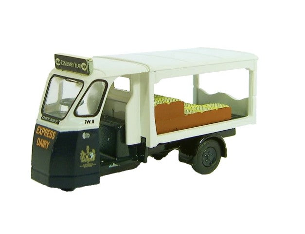 76WE001 - Wales & Edwards Standard Milk Float Express Dairy (Late)