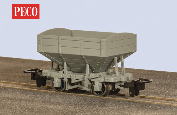 Snailbeach District Hopper Wagon Plain Grey