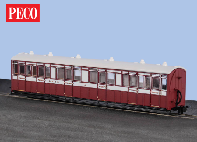 Composite Coach L&B Livery (6)