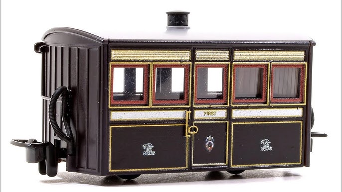 GR-550 4-wheel Ffestiniog 'Bug Box' first class coach