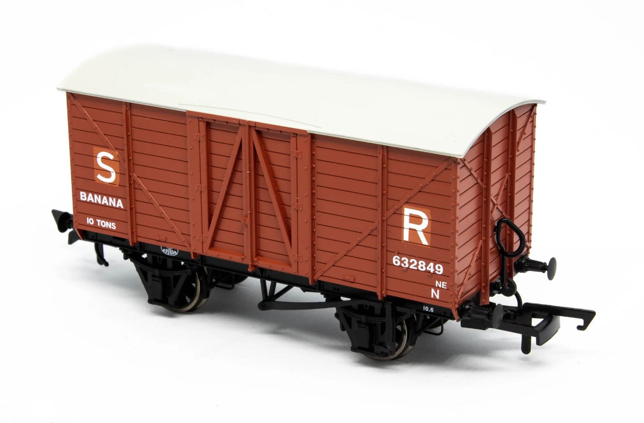 Great Eastern Banana Van Patched SR 632849