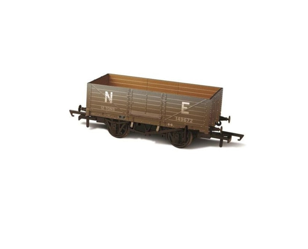 6 Plank Open LNER Grey Weathered
