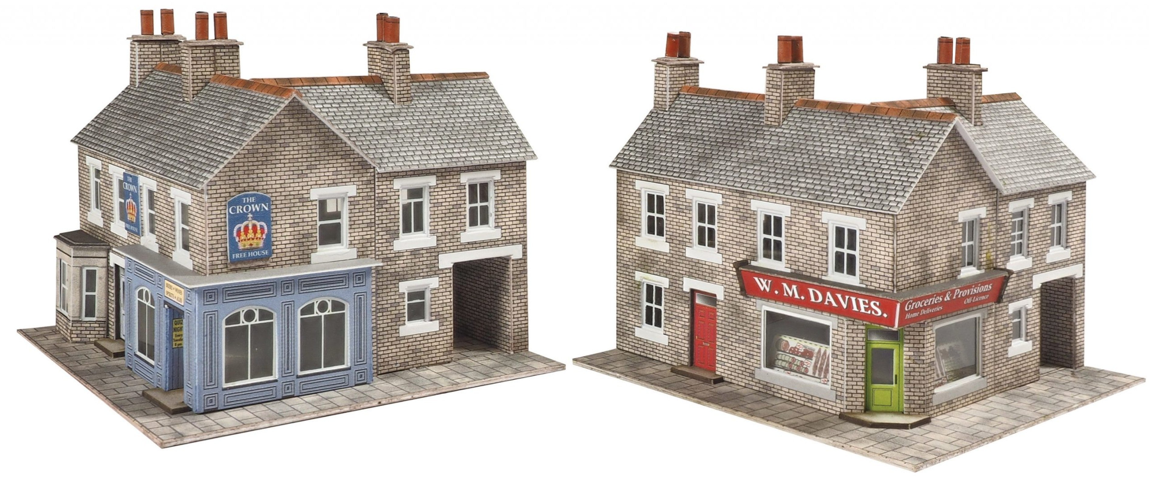 PN117 - Corner Shop & Pub in Stone
