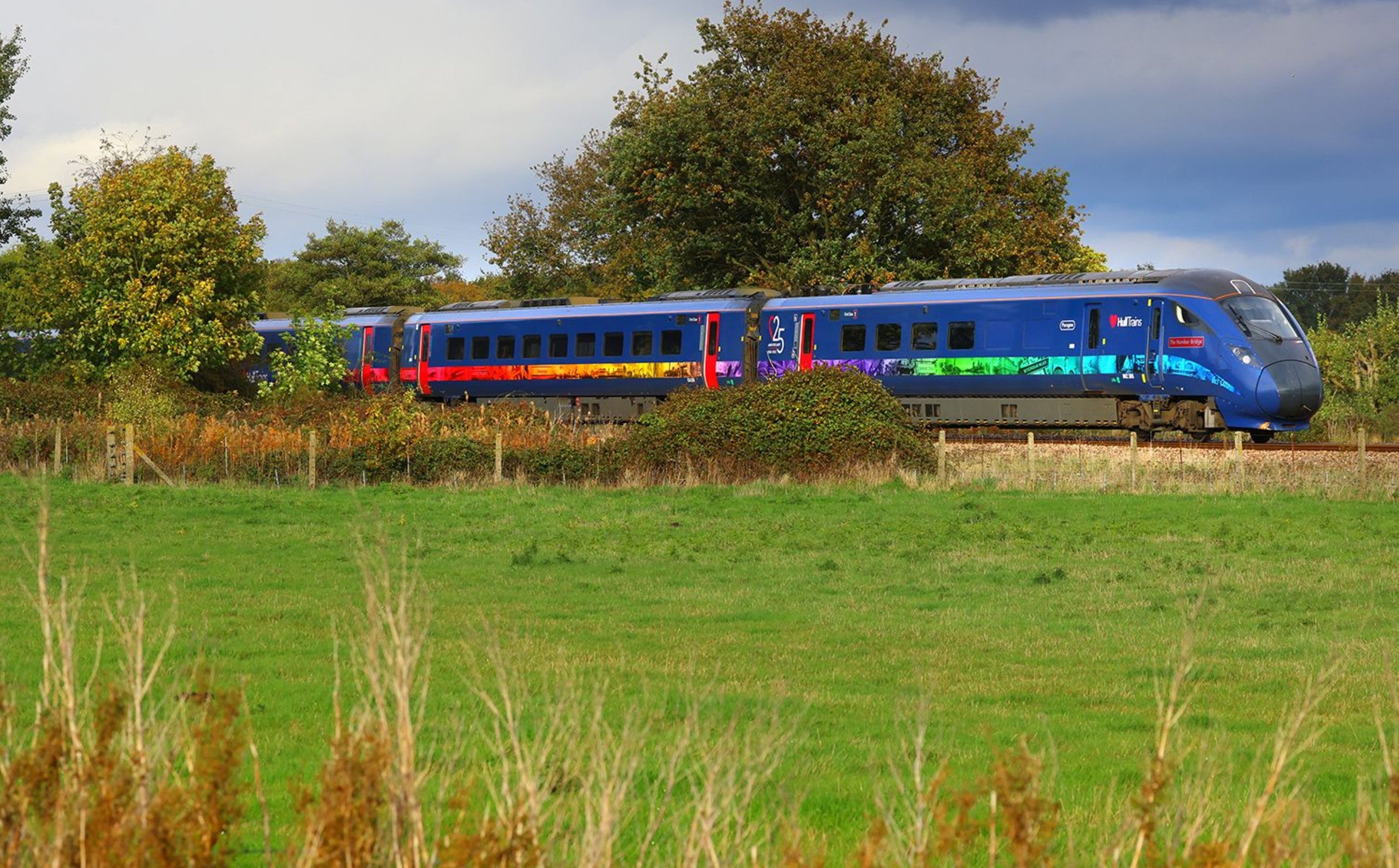 Class 802-3 Hull Trains 802301 Amy Johnson 5 Car Train Pack